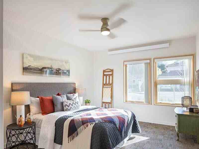 6730 Ne 42nd Ave - Photo 7 of 18