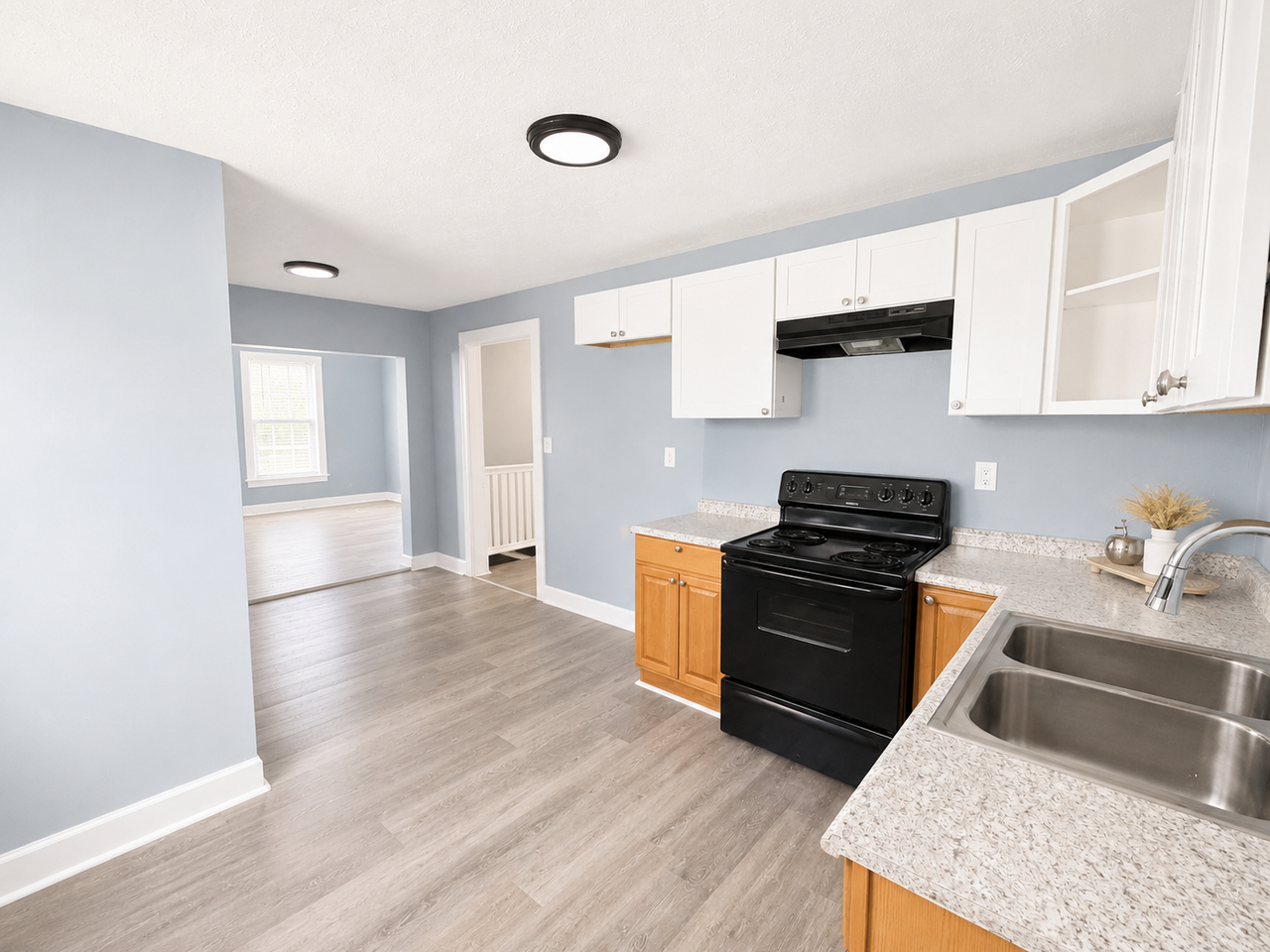 429 N 9th St #1 - Photo 3 of 12