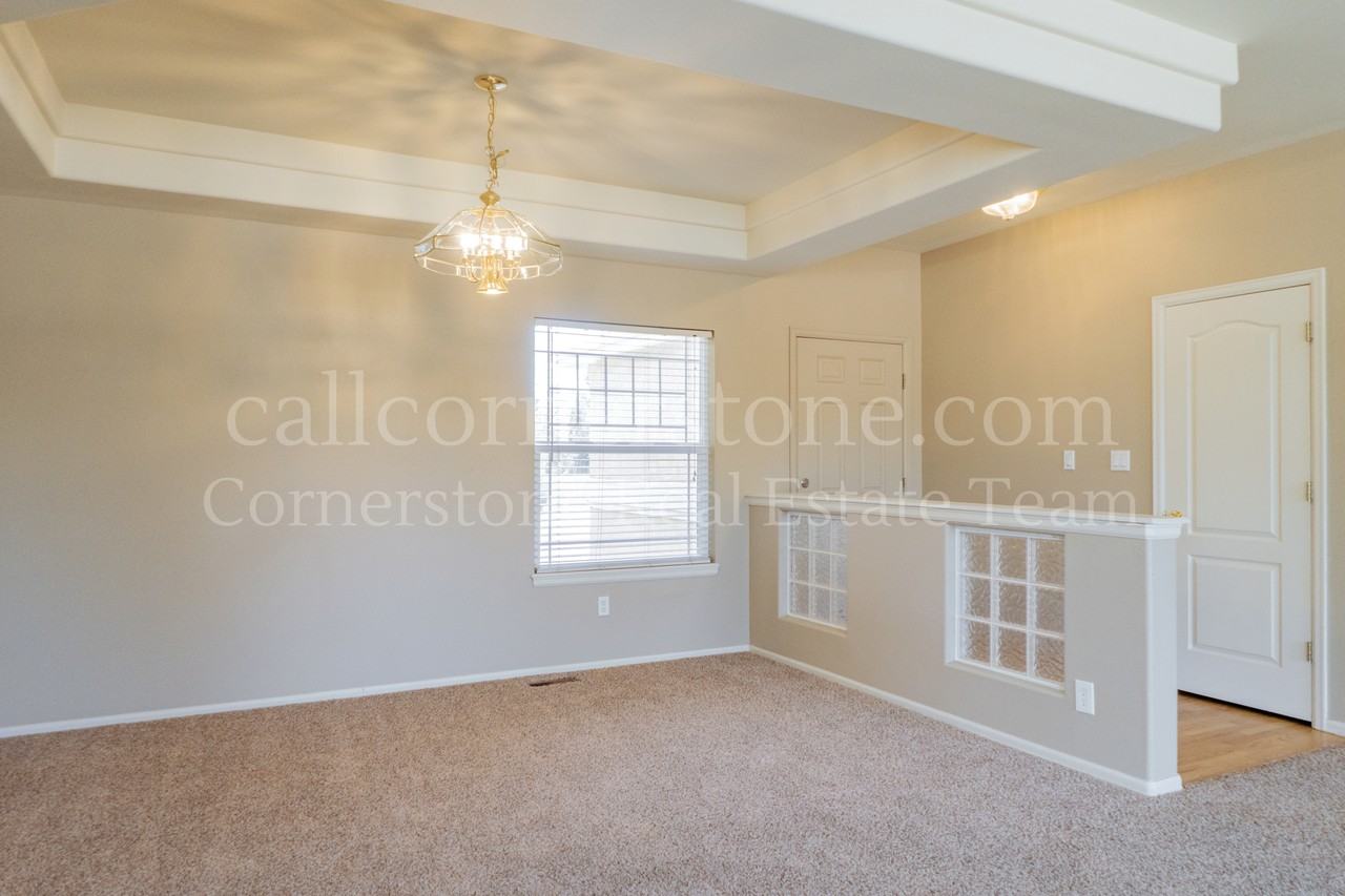3305 Hollycrest Dr #1 - Photo 3 of 44