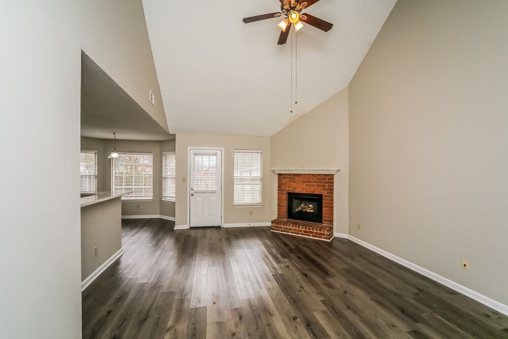 7107 Puddin Ln - Photo 4 of 10