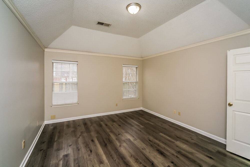 7107 Puddin Ln - Photo 7 of 10