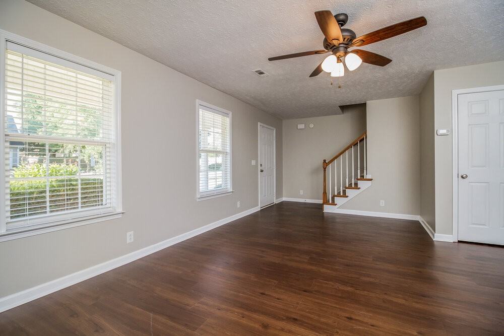 730 General Barksdale Dr - Photo 2 of 15