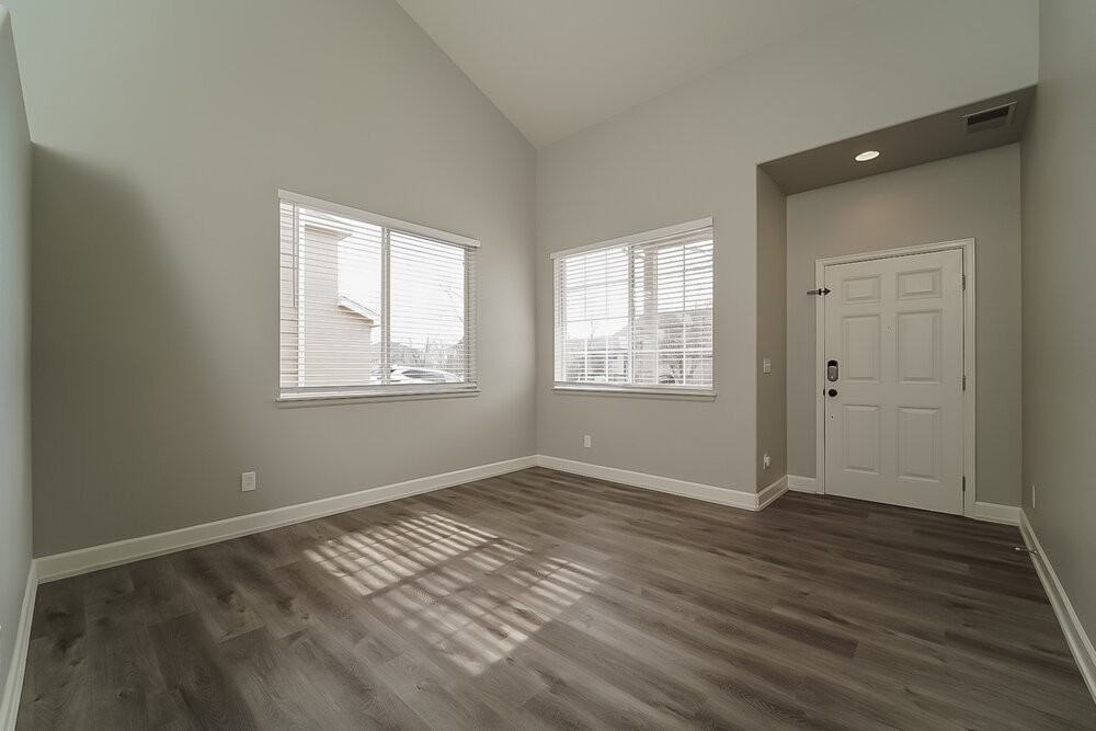 5065 Pelican St - Photo 6 of 17