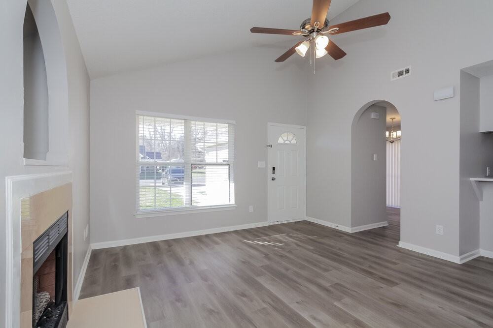 4148 Canyon Creek Ln - Photo 6 of 16