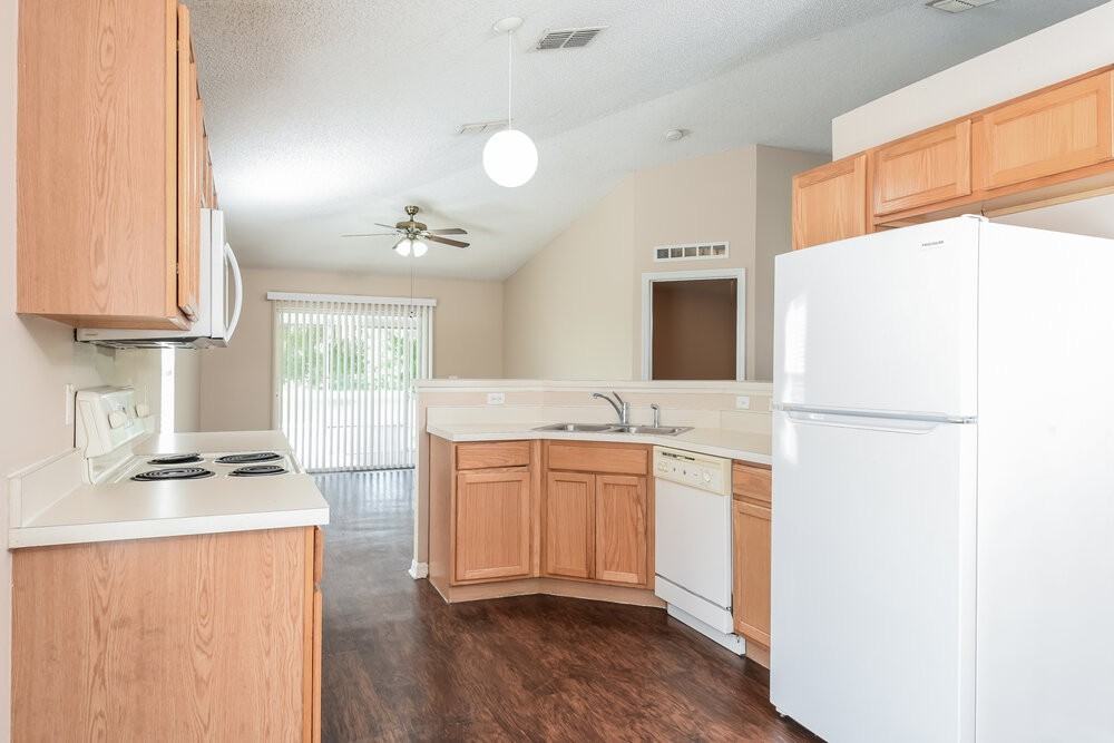 1839 Corner Meadow Cir - Photo 7 of 16
