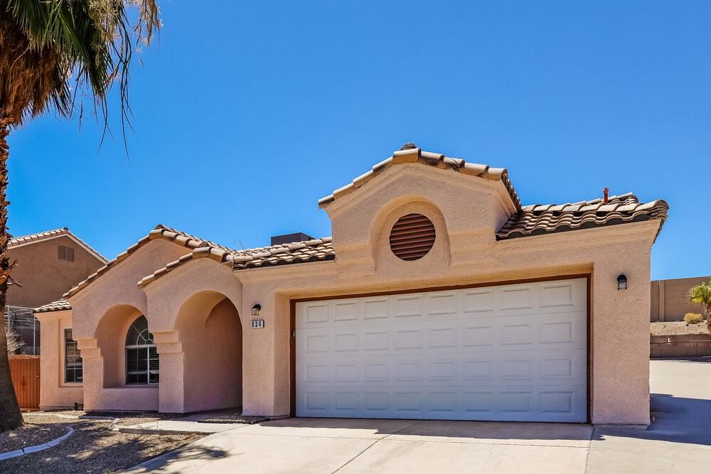 934 Wagon Train Dr