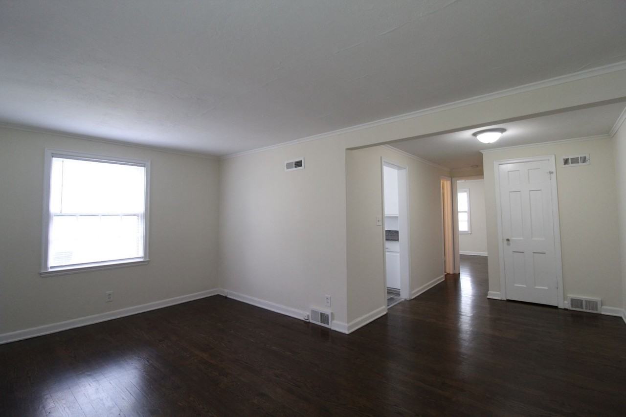 504 E 27th Ave - Photo 3 of 8