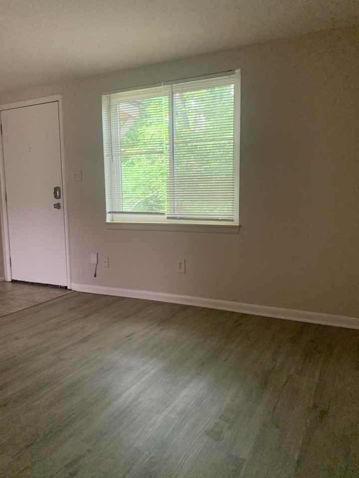 Windscape Apartments/Prosperous Sierra Properties Inc. - Photo 3 of 15