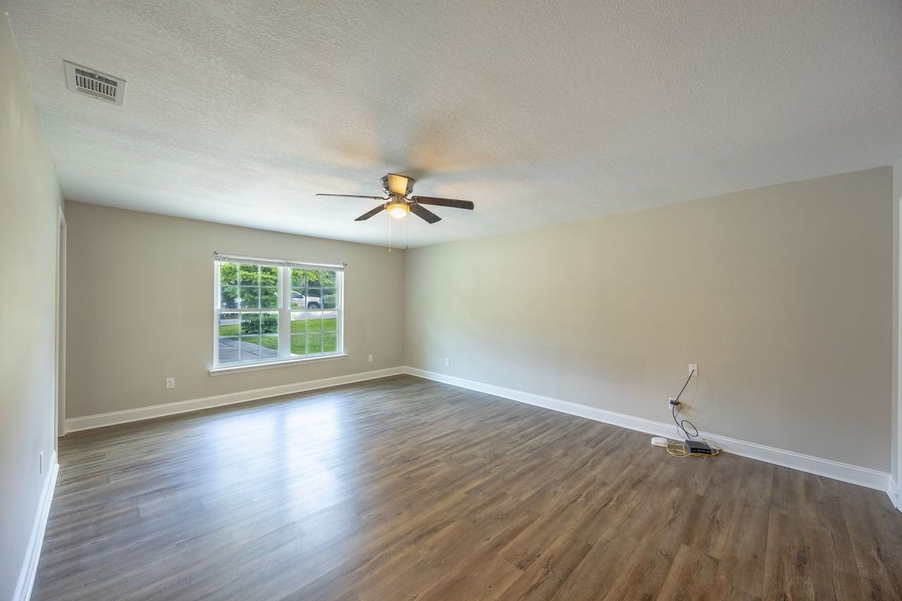 603 Marvin Ave - Photo 5 of 10