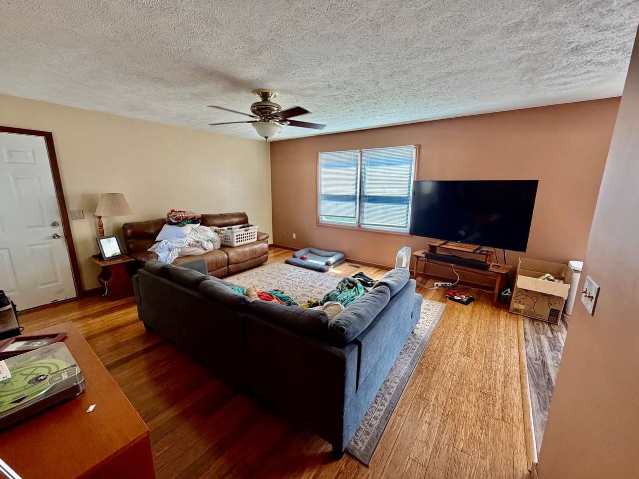 2832 Rutherford Dr - Photo 3 of 10