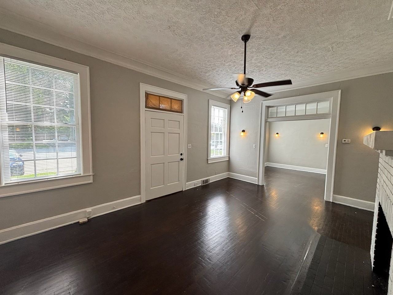 Cedar Avenue 1261 and 1263 - Photo 3 of 29
