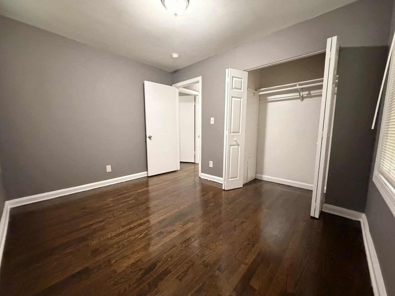 1426 Joy Ln - Photo 4 of 6