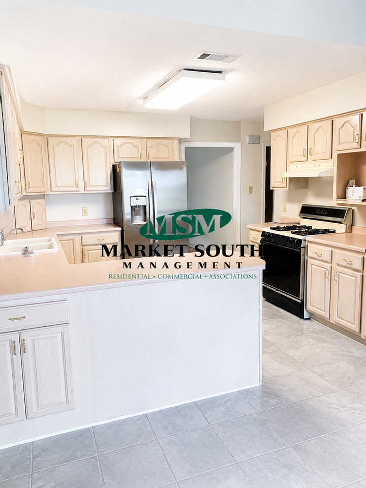 2 Rivers Bend Ct - Photo 4 of 16
