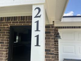 featured image of 211 Isabella St #1