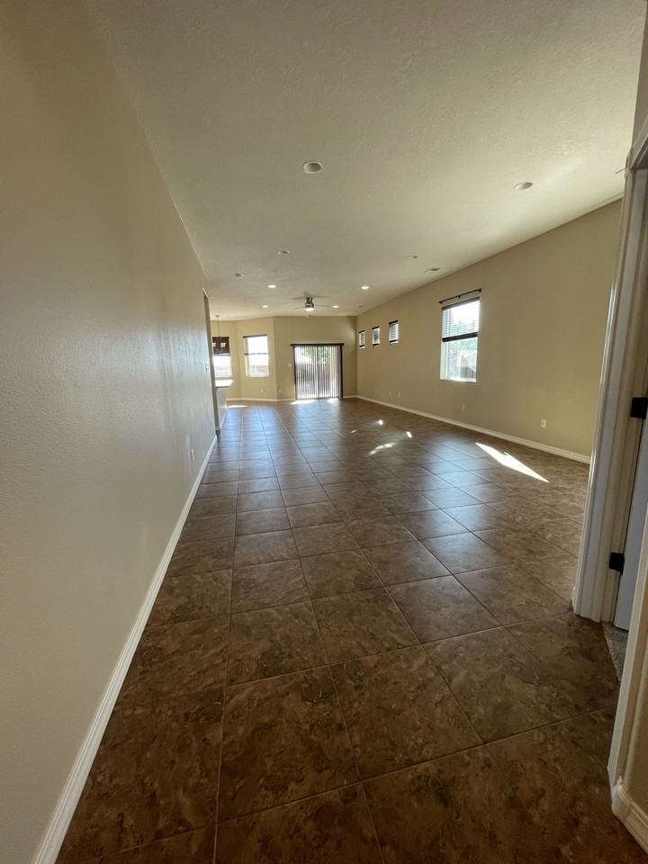 Minturn Ct Ne #1 - Photo 2 of 25