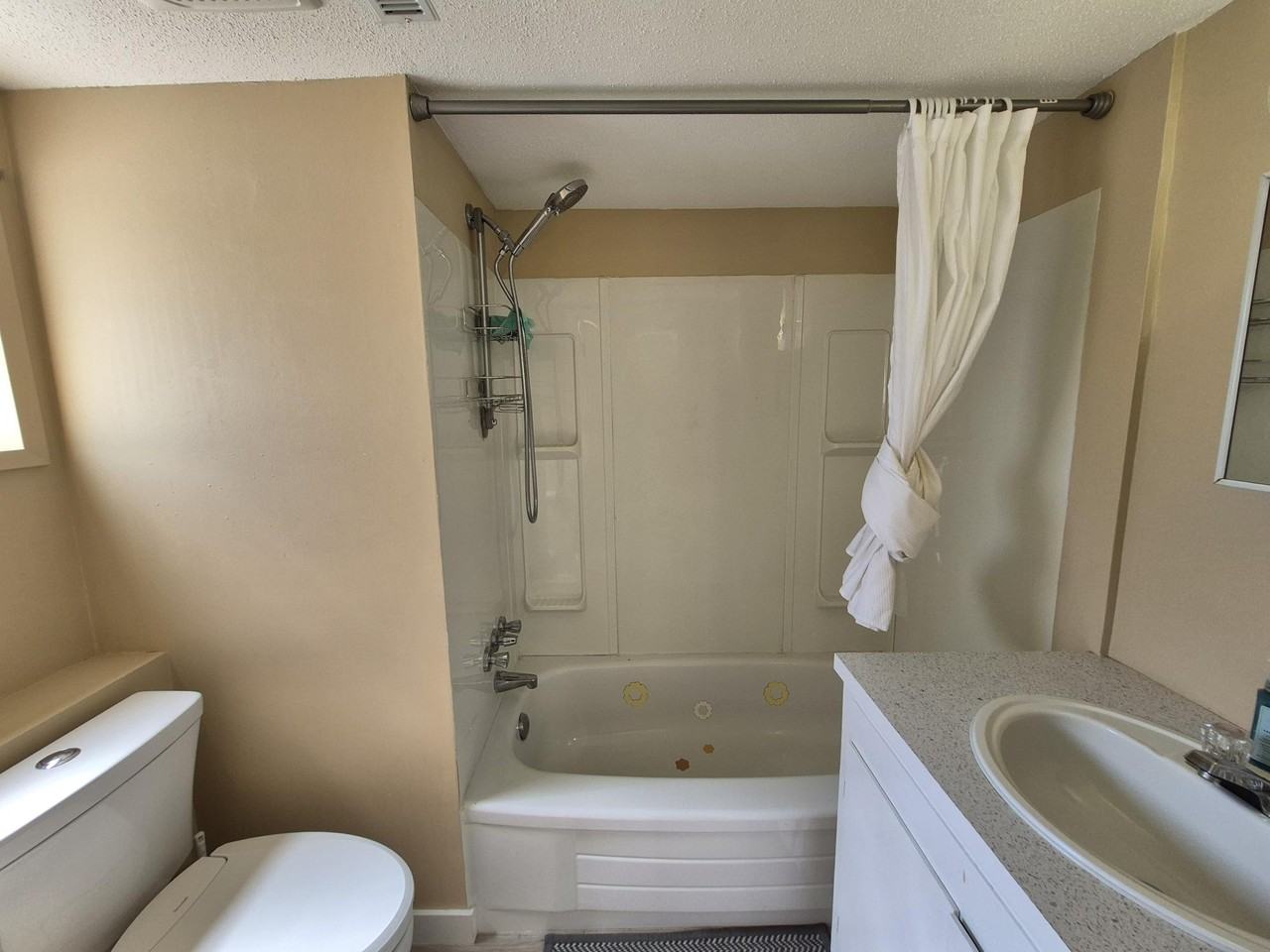 775 Revilo Pl #1 - Photo 4 of 13