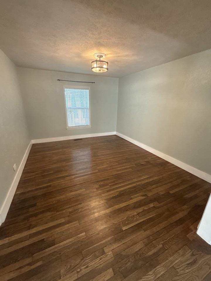 1100 S Trade Days Blvd #1 - Photo 7 of 15