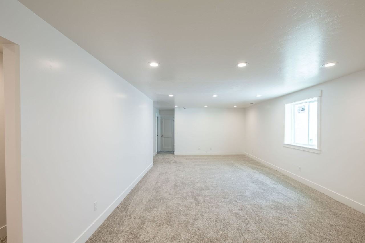 3707 Razor Cir - Photo 7 of 18