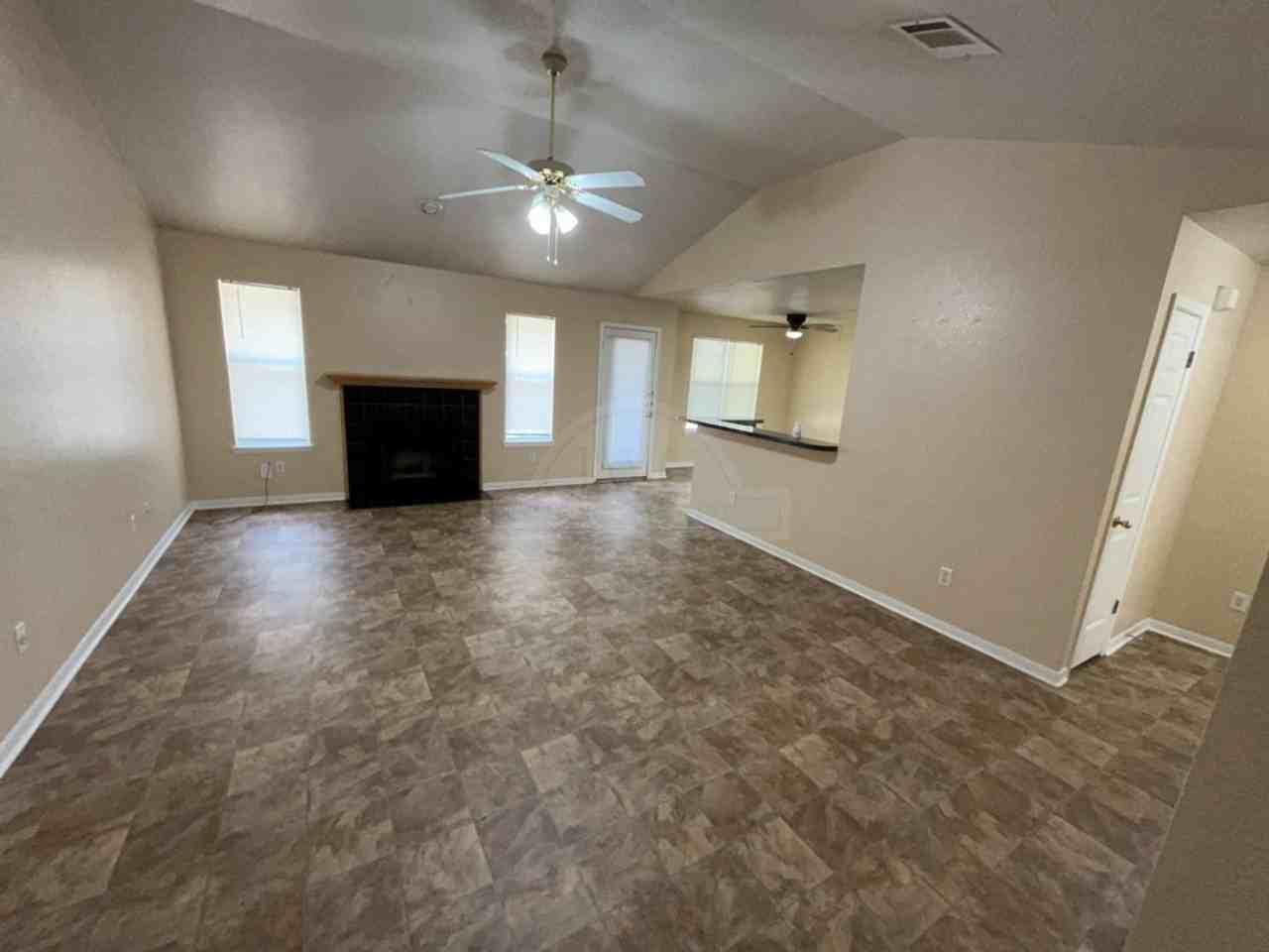 2707 Casey Dr - Photo 2 of 20