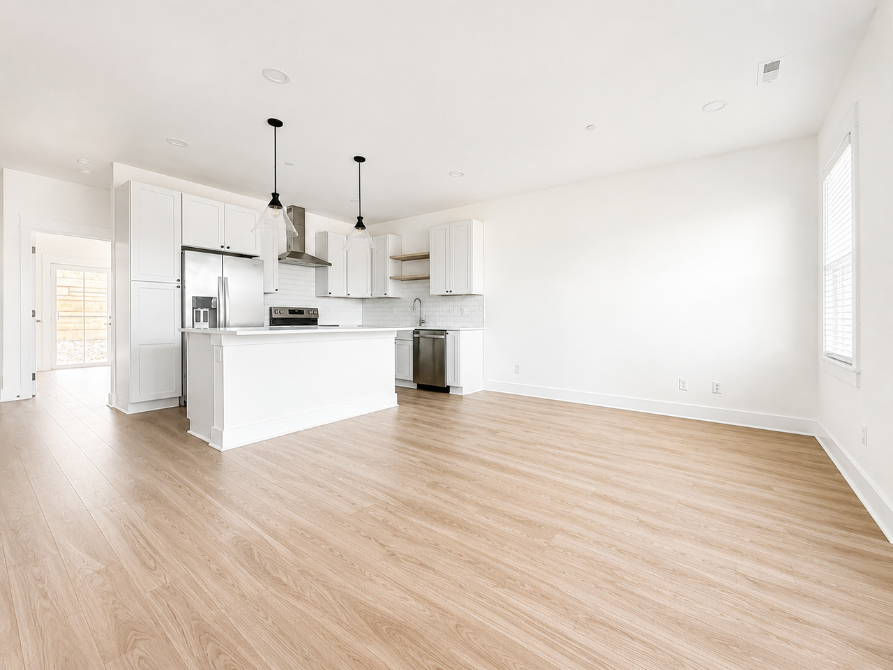 1385 Meridian St - Photo 6 of 40