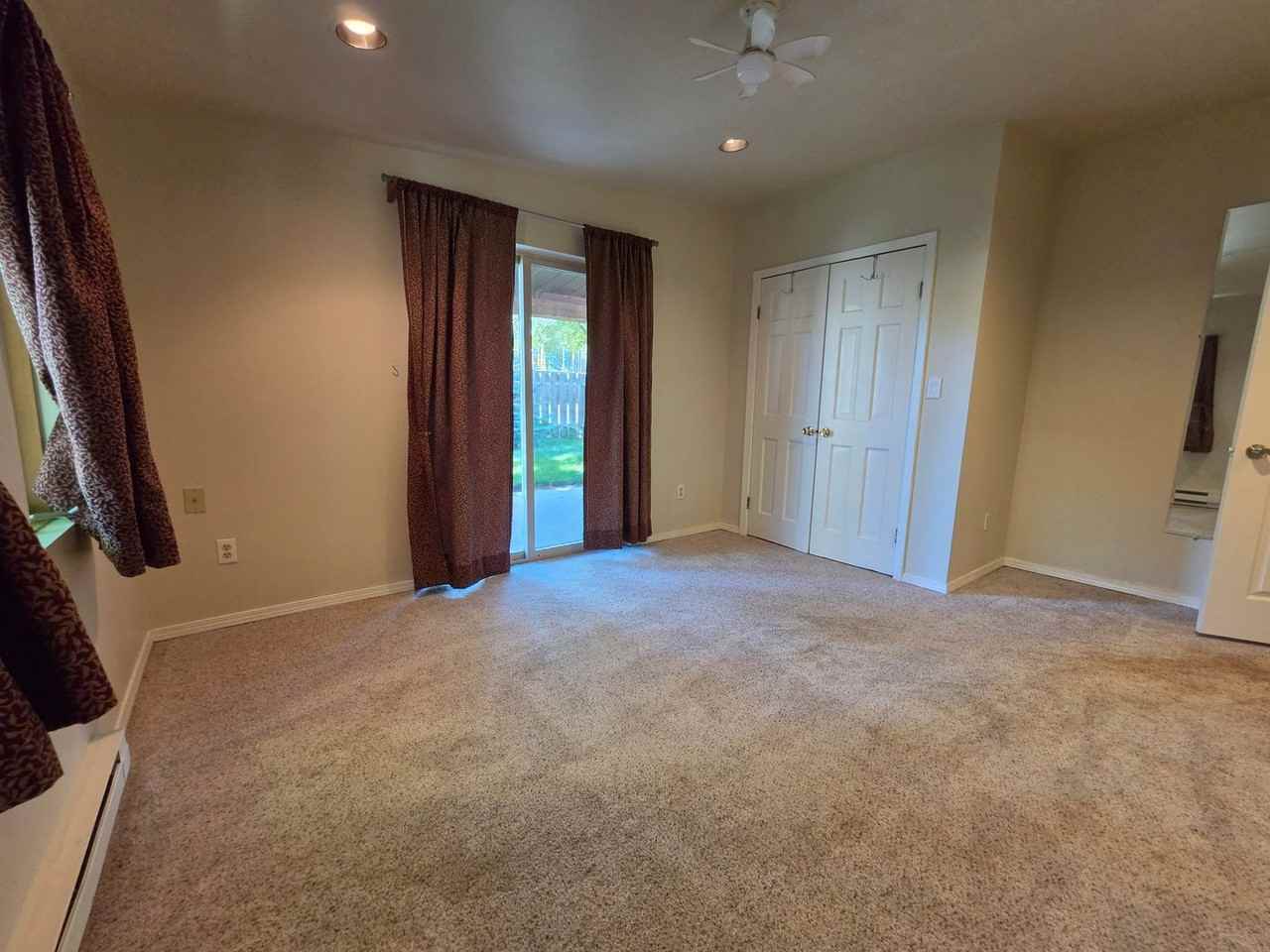 1513 1/2 S Corona Ave - Photo 7 of 13