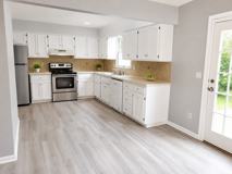 La Chateau Duplexes - Photo 1 of 1