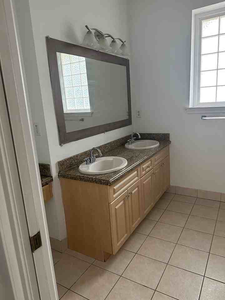 3686 Davis Rd - Photo 5 of 16