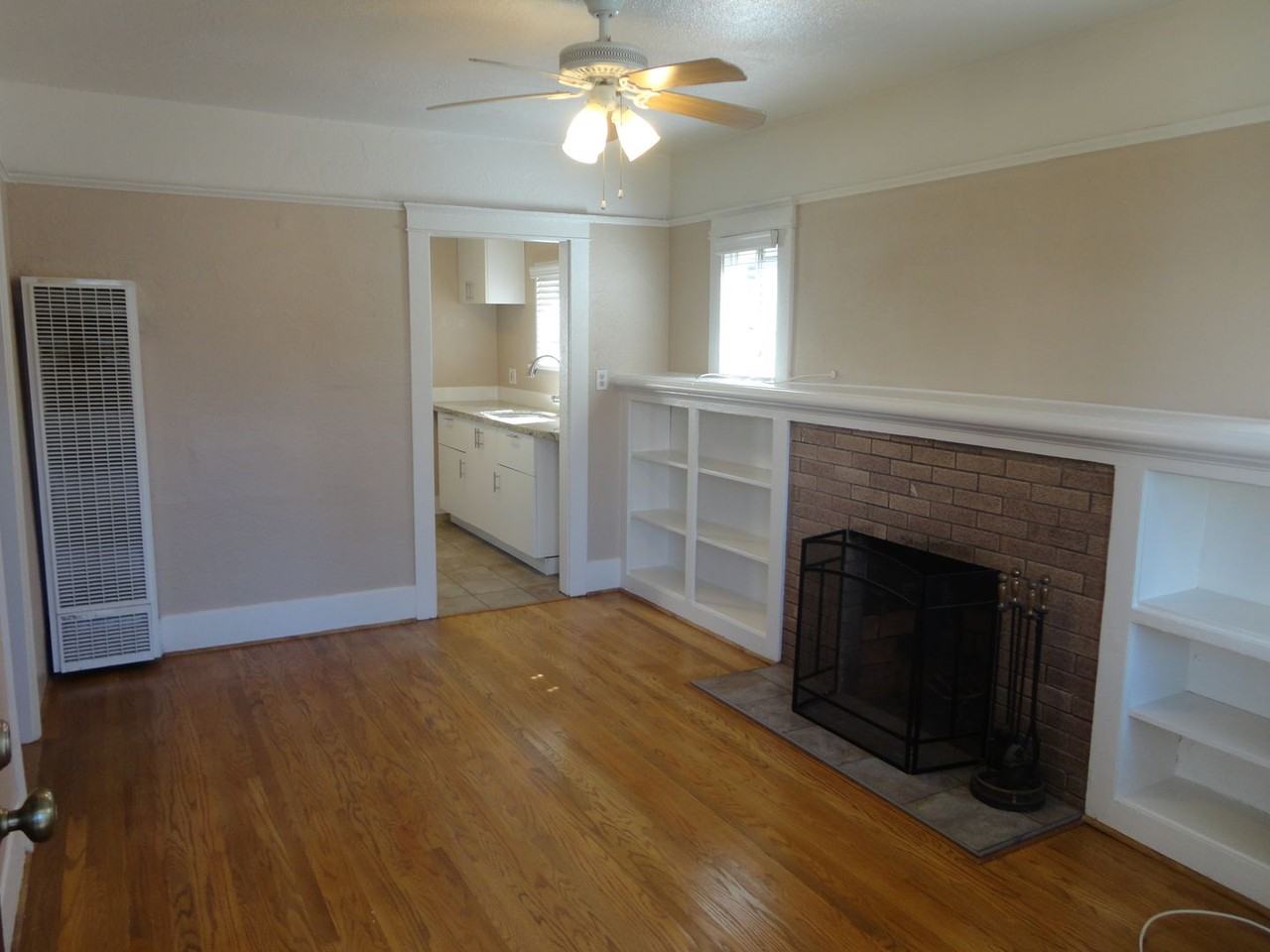 3359 30th St - Photo 3 of 11