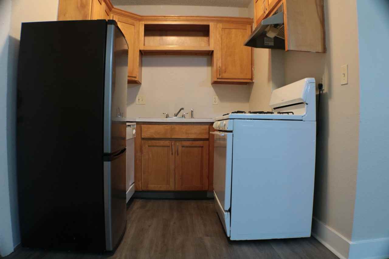 Summit Apartments/Prikili Properties LLC - Photo 6 of 13