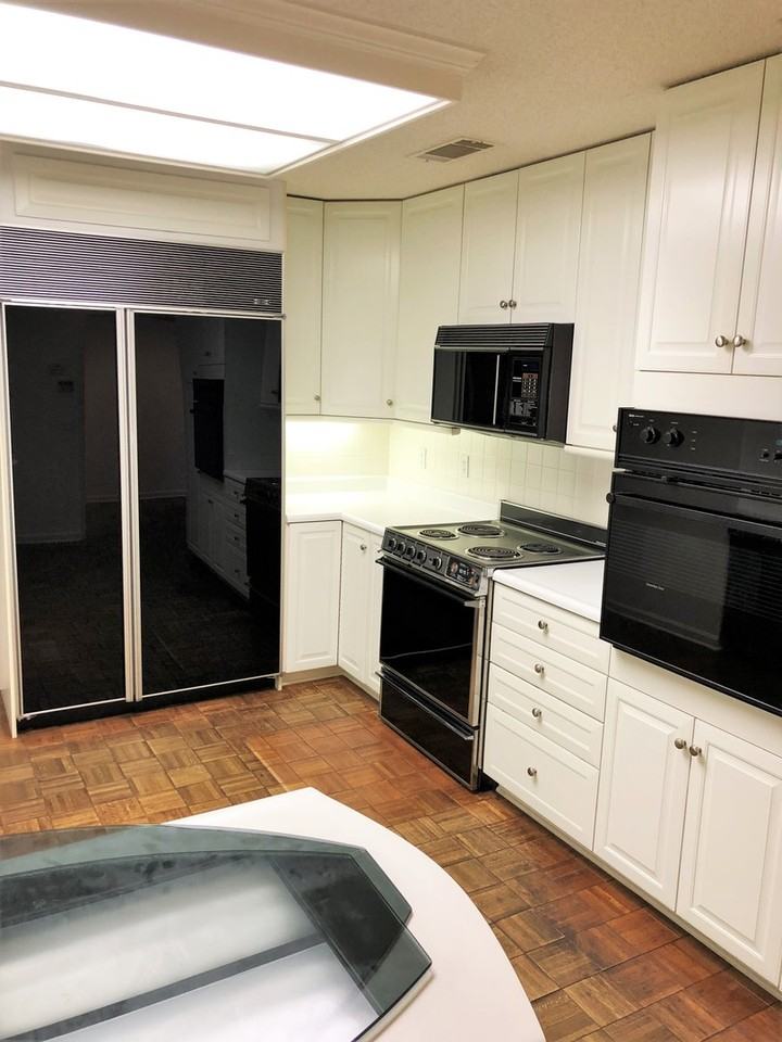 706 Gentilly Rd - Photo 2 of 18