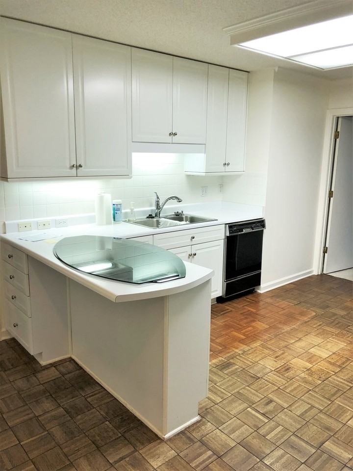 706 Gentilly Rd - Photo 3 of 18