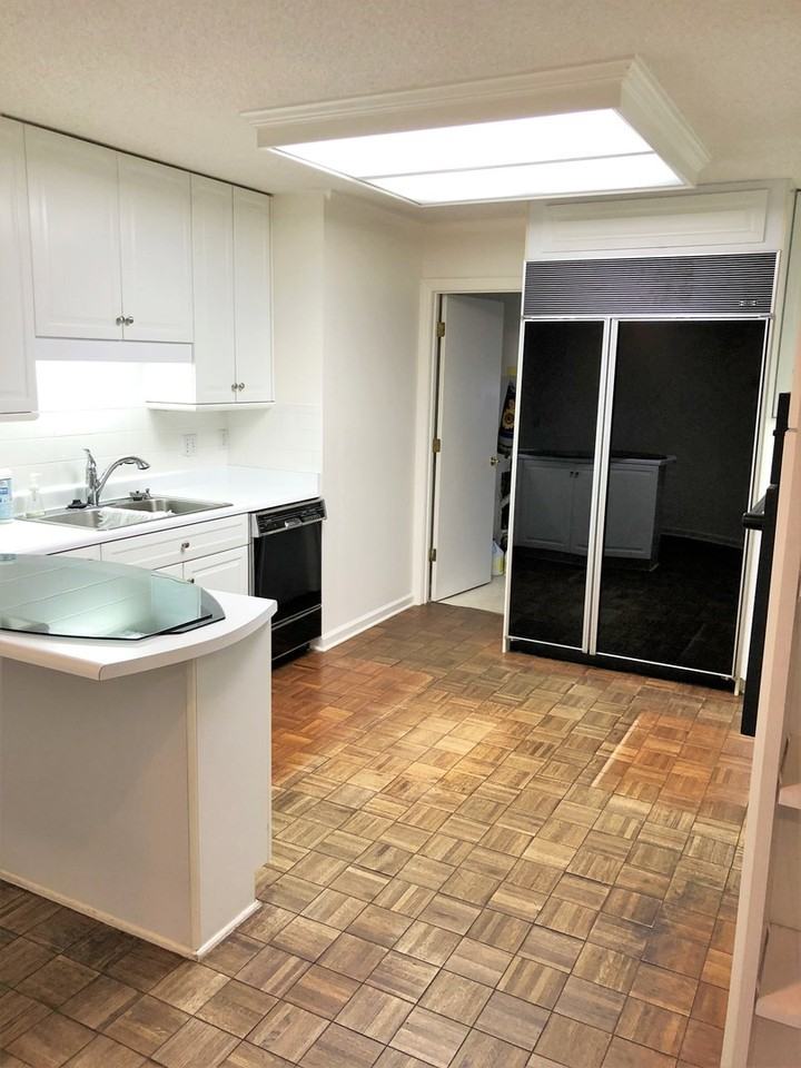706 Gentilly Rd - Photo 4 of 18