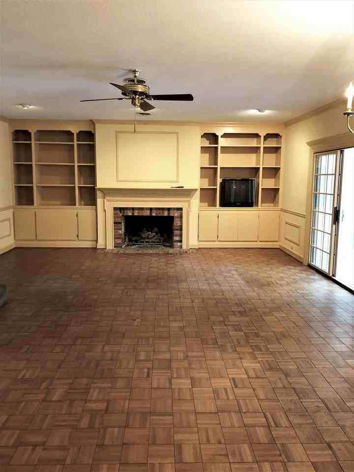 706 Gentilly Rd - Photo 5 of 18