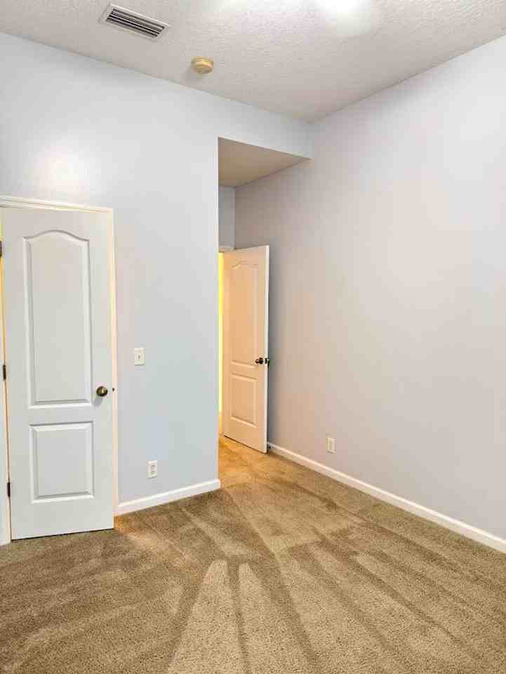 116 Boatsman Way - Photo 5 of 23