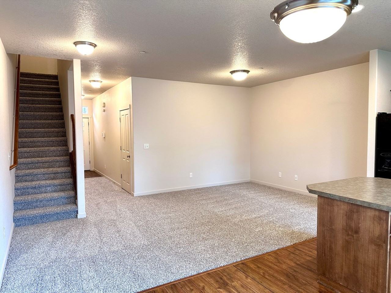 5215 Ne 83rd Pl - Photo 3 of 27