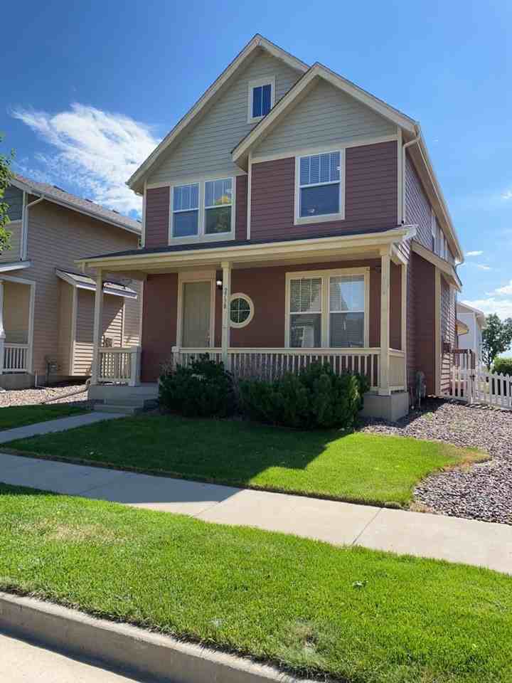 2738 Port Place Dr - Photo 3 of 40