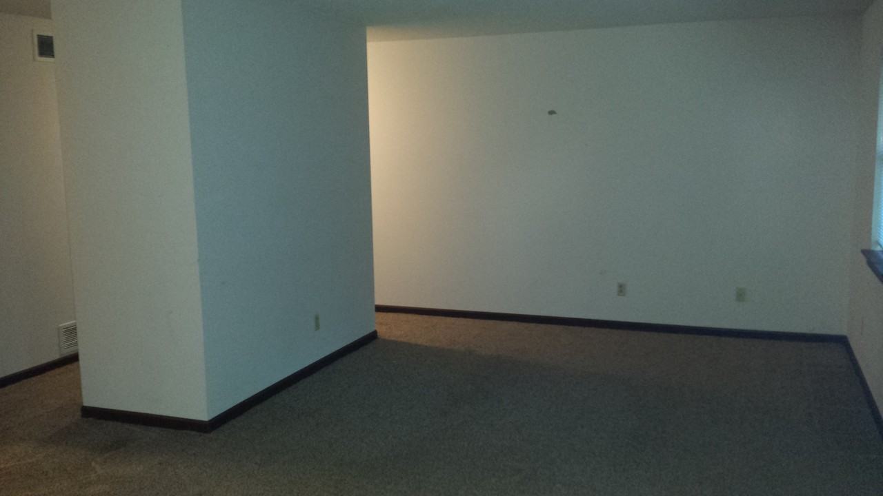505 Columbia Dr Apt B - Photo 4 of 10