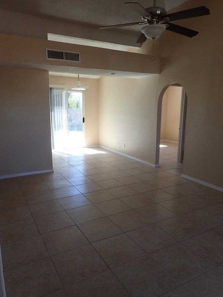 11500 Bob Mitchell Dr - Photo 3 of 18