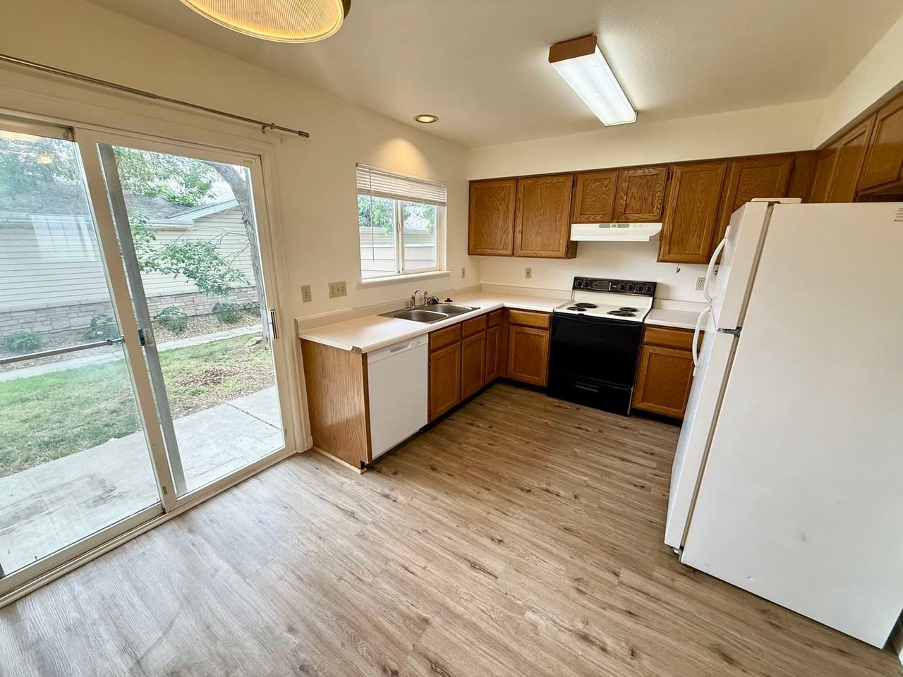 4848 Basswood Dr - Photo 7 of 21