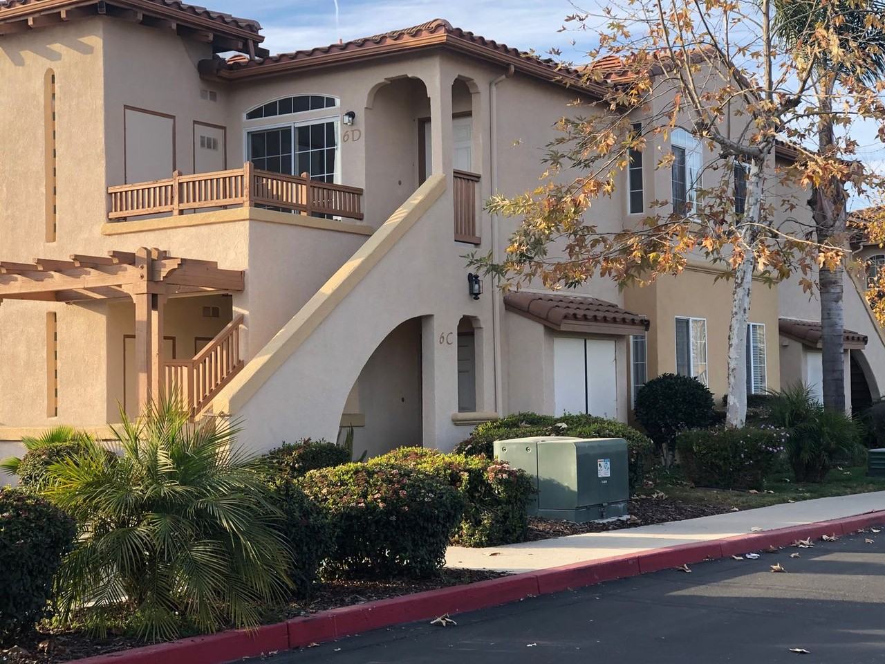 610 Sunrise Dr #6D