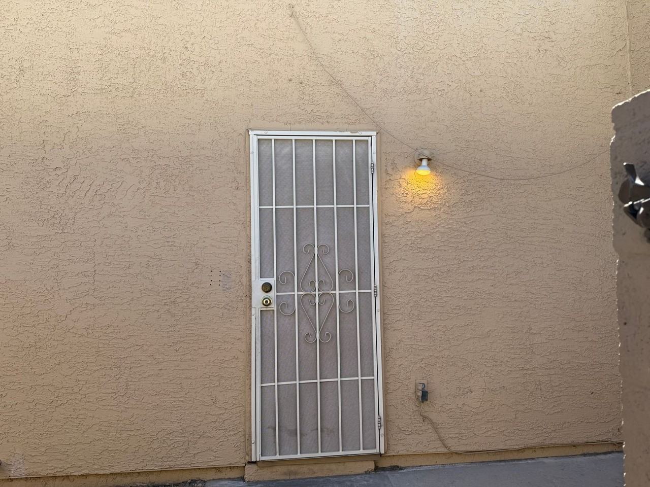 3838 Terrazzo Ave - Photo 3 of 22