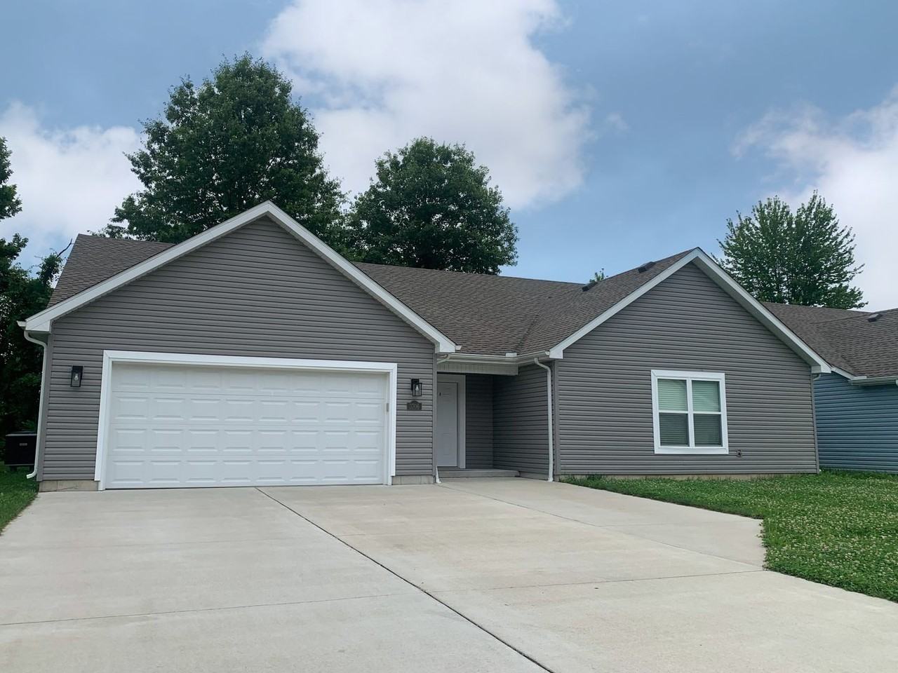 3706 Joy Cir E - Photo 2 of 3