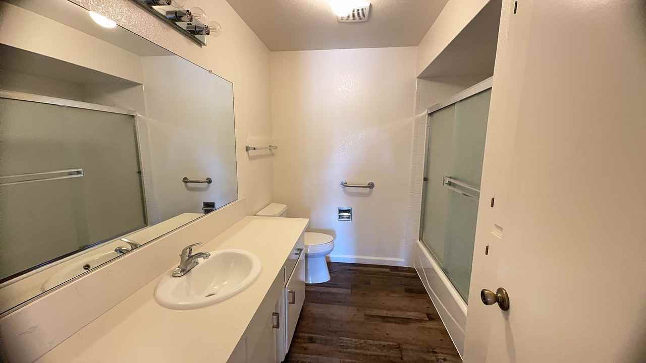 3469 Claremont Ave - Photo 7 of 12