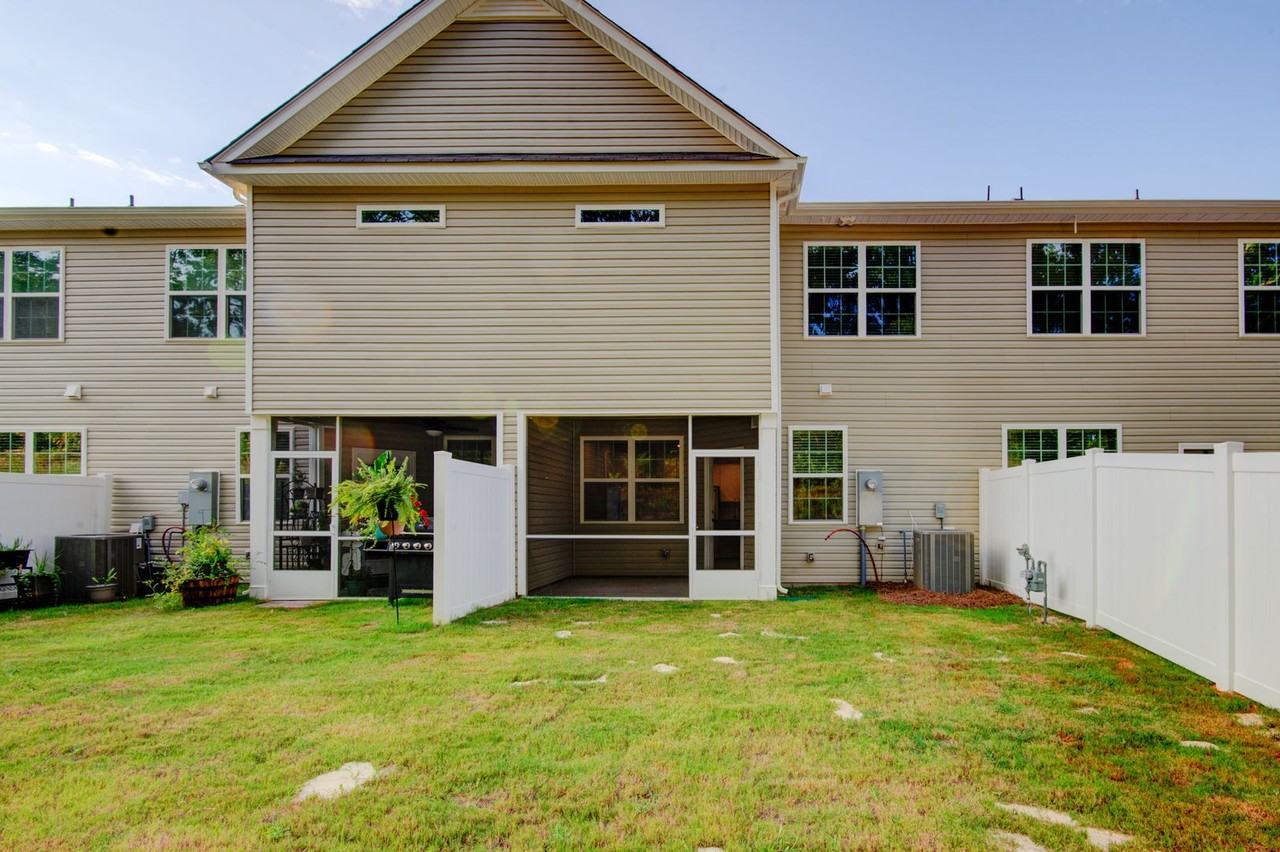 14061 Castle Nook Dr #70 - Photo 4 of 37