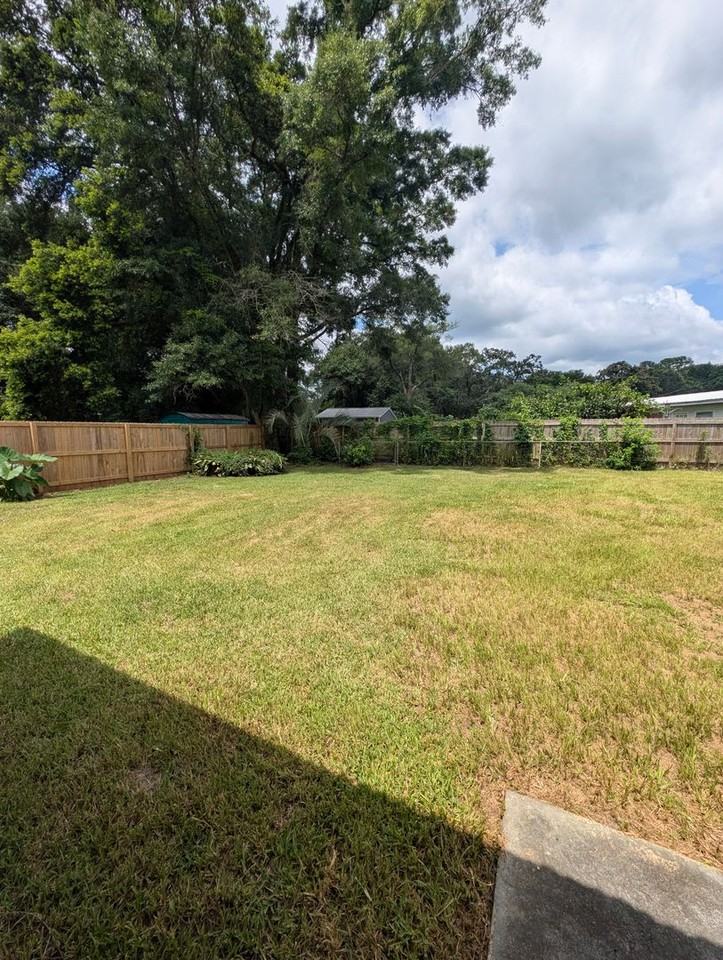 704 Wilshire Rd - Photo 6 of 12