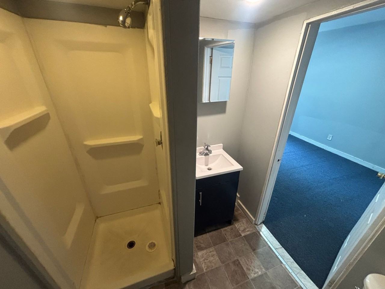 833 W Pine St - Photo 6 of 6