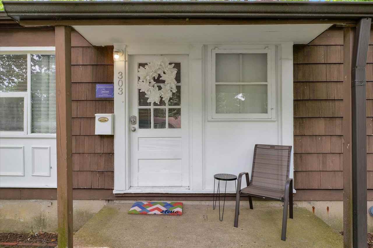303 Hessel Blvd - Photo 6 of 35