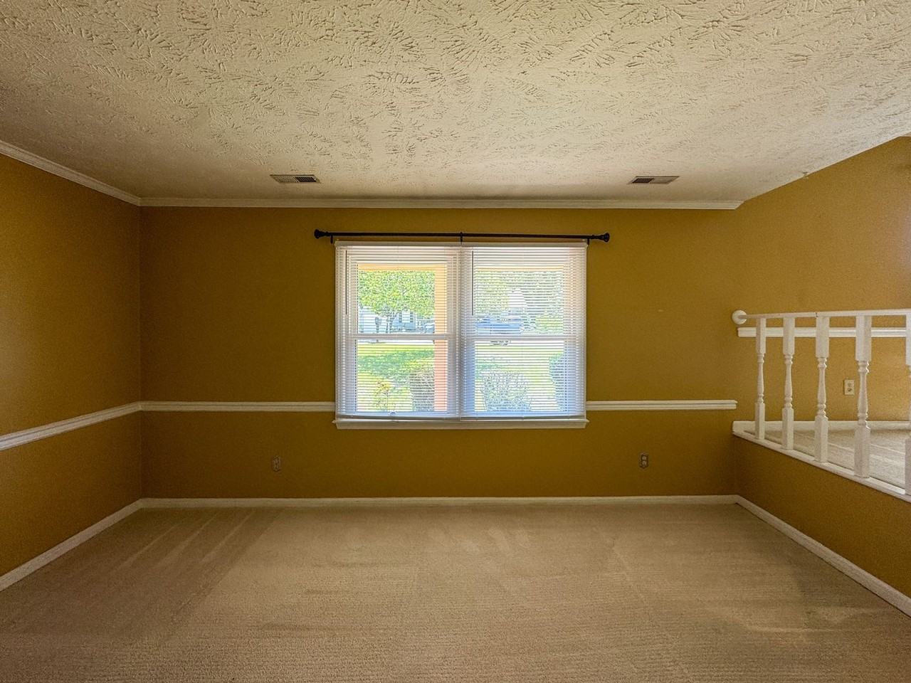 6875 Baystone Rd - Photo 4 of 26