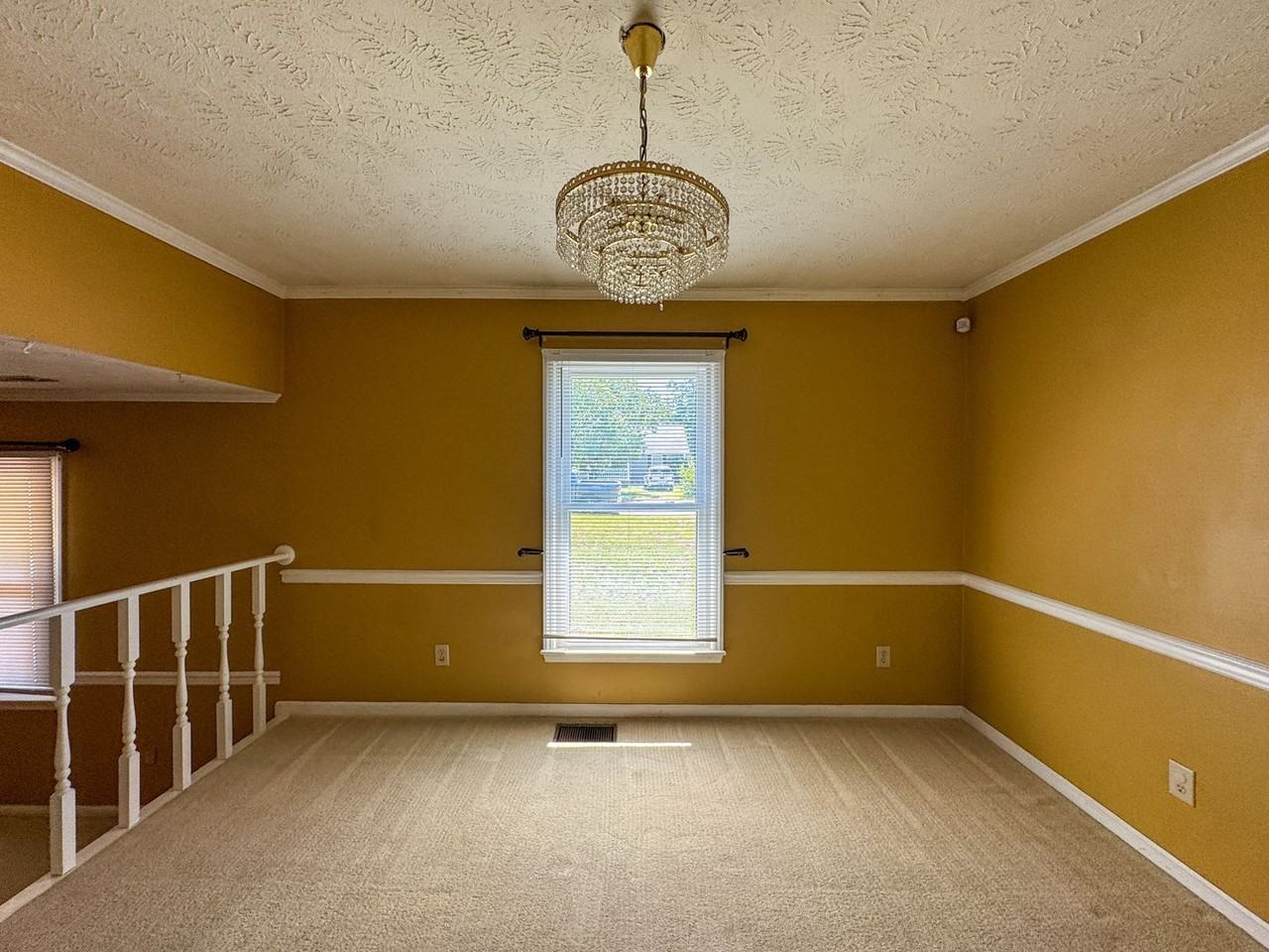 6875 Baystone Rd - Photo 6 of 26