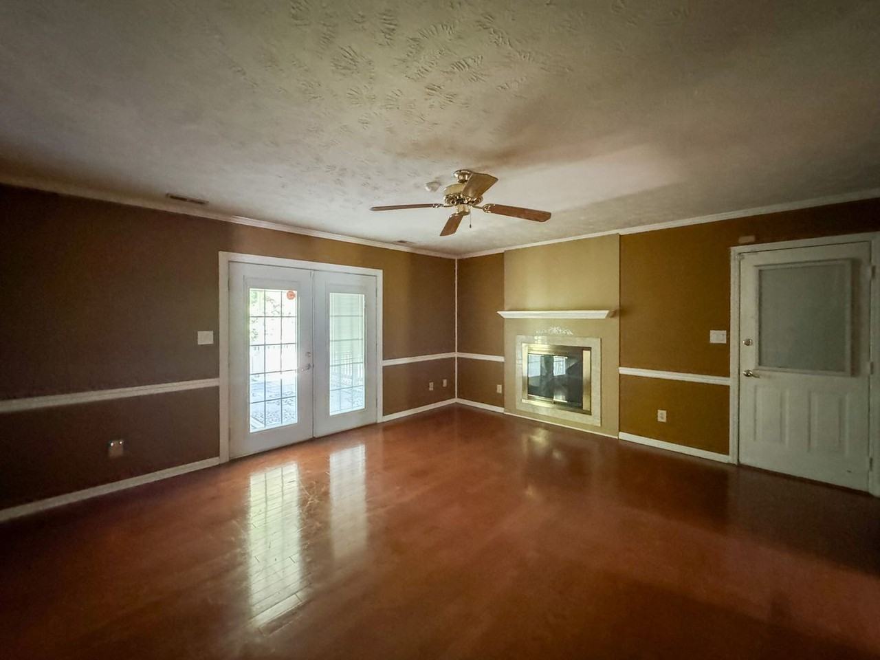 6875 Baystone Rd - Photo 7 of 26